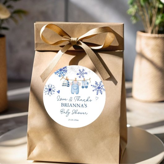 Sneeuw in liefde sneeuwvlokken winter baby shower  ronde sticker