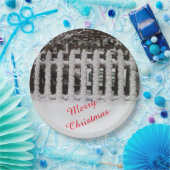  sneeuw op een piket hek met tekst papieren bordje (Feest)