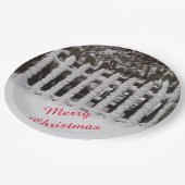  sneeuw op een piket hek met tekst papieren bordje (Gekanteld)