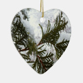 Sneeuw op Evergreen Branches Keramisch Ornament (Rechts)