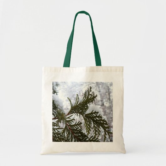Sneeuw op Evergreen Branches Tote Bag (Voorkant)