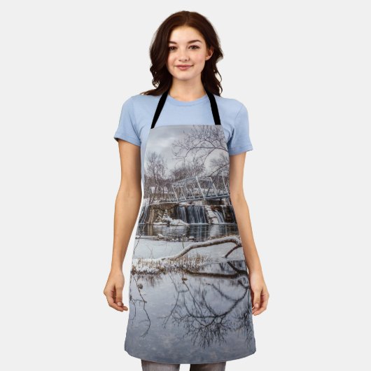 Sneeuw op Finley Dam Apron Schort (Gedragen)