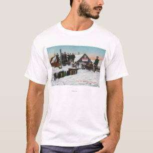 Sneeuw over het huis TopsNome, AK T-shirt
