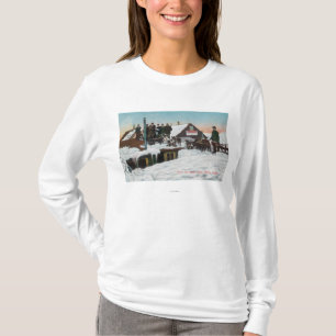Sneeuw over het huis TopsNome, AK T-shirt