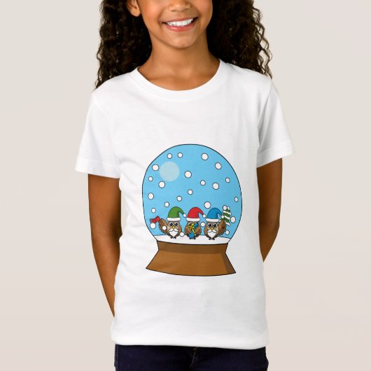 Sneeuw Wereldbol met drie Gnome Uilen T-shirt (Voorkant)