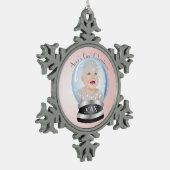 Sneeuw Wereldbol Roze meisje Eerste Kerstfoto Tin Sneeuwvlok Ornament (Links)