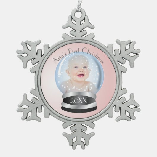 Sneeuw Wereldbol Roze meisje Eerste Kerstfoto Tin Sneeuwvlok Ornament (Voorkant)