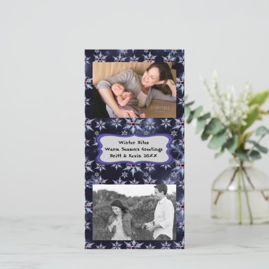 Sneeuw Zombie Bites Dark Bkgrd voegt foto's toe Fo Feestdagenkaart (Staand voorkant)