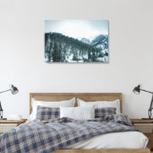 Sneeuwbergen in Georgië Canvas Afdruk (Insitu (Slaapkamer))