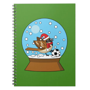 Sneeuwbol met Mooie Mus die Voetbal Speelt Notitieboek