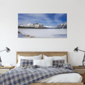 Sneeuwgekust Lake Minnewanka Panorama Canvas Afdruk (Insitu (Slaapkamer))