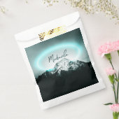 Sneeuwige, mysterieuze blauwe neonlichte monogram  bedankzakje (Gezegeld)