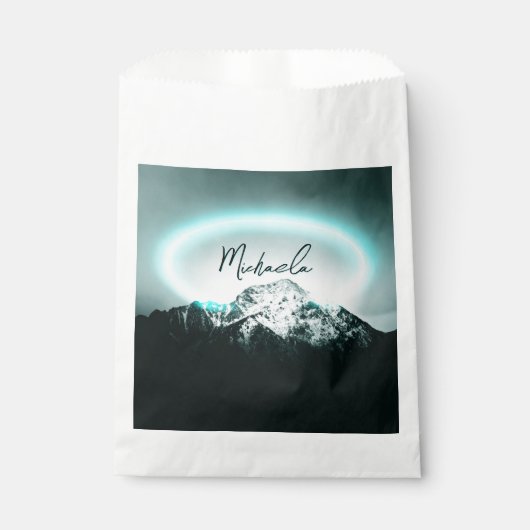 Sneeuwige, mysterieuze blauwe neonlichte monogram  bedankzakje (Voorkant)