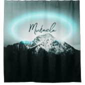 Sneeuwige, mysterieuze blauwe neonlichte monogram  douchegordijn (Voorkant)