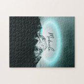 Sneeuwige, mysterieuze blauwe neonlichte monogram legpuzzel (Horizontaal)