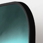 Sneeuwige, mysterieuze blauwe neonlichte monogram  pickleball paddle (Links Detail)