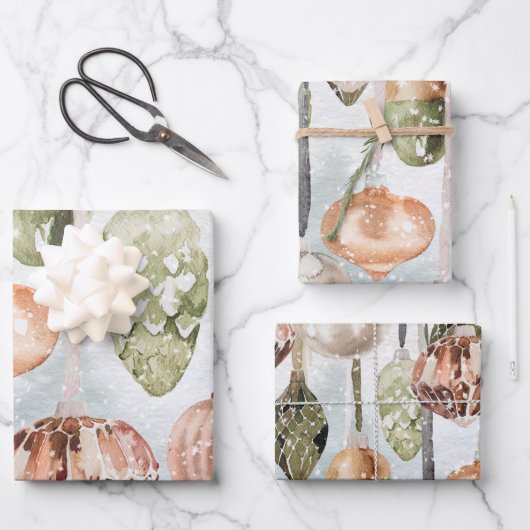 Sneeuwige  roze en groene Ornamenten Inpakpapier Vel (Voorkant)