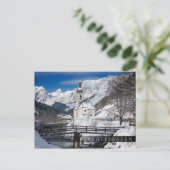 Sneeuwkerk met alpenbergen briefkaart (Staand voorkant)