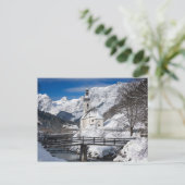 Sneeuwkerk met alpenbergen briefkaart (Staand voorkant)