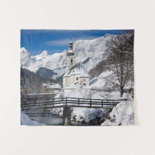 Sneeuwkerk met alpenbergen wandkleed