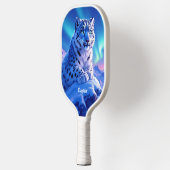 Sneeuwluipaard op Mountain Rock Pickleball Paddle (Links)