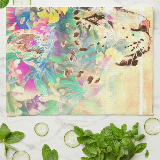 Sneeuwluipaard tropische bloemen Hawaïaanse pastel Theedoek (Gevouwen)