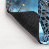 Sneeuwluipaard winter majestueuze blauwogige roofd muismat (Hoek)