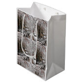 Sneeuwmagie op 23rd St NYC Medium Cadeauzakje (Voorkant Gekanteld)