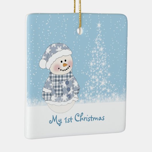 Sneeuwman en drie baby's eerste Kerstmis Keramisch Ornament (Rechts)