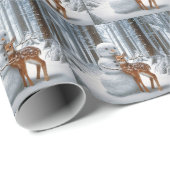 Sneeuwman knuffelt een fawn in de winter Bossen Cadeaupapier (Rol Hoek)