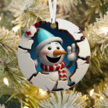 Sneeuwman komt uit het Gat Kerstmis Ornament<br><div class="desc">Dit feestelijke kerstornament is voorzien van een sneeuwpop die uit een gat komt. Het is de perfecte manier om een vleugje humor en grilligheid toe te voegen aan uw vakantieinterieur. Het ornament is gemaakt van hoogwaardig keramiek en zal zeker nog vele jaren meegaan.</div>