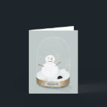 Sneeuwman wereldbol kerstkaart feestdagen kaart<br><div class="desc">Met de hand getekend voor dat unieke gevoel,  heeft deze brutale sneeuwman zijn pet verloren in deze moderne maar toch traditionele wereldbol sneeuwkaart. De tekst aan de binnenkant van de kaart is volledig aanpasbaar.</div>