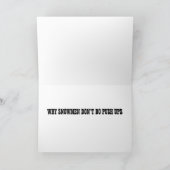 Sneeuwmannen duwen omhoog feestdagen kaart (Binnen)