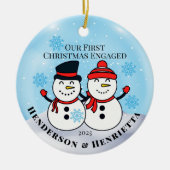 Sneeuwmannen eerste kerst verloofd keramisch ornament (Voorkant)
