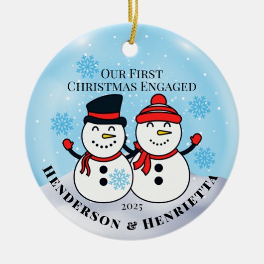 Sneeuwmannen eerste kerst verloofd keramisch ornament (Voorkant)