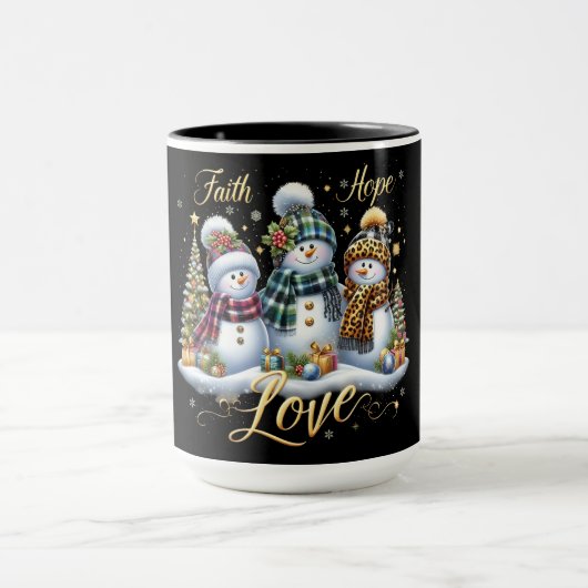 Sneeuwmannen met cadeaus en bomen mok (Midden)