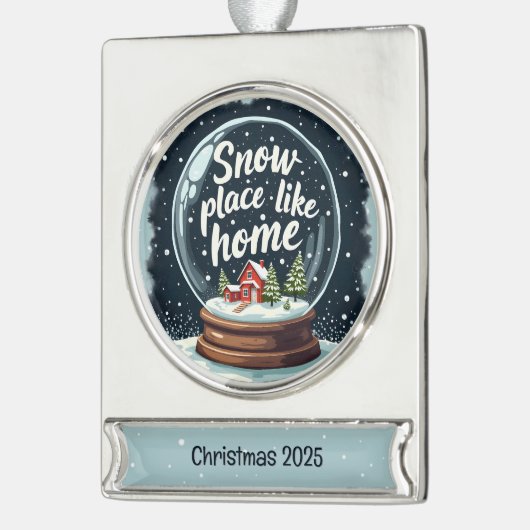 Sneeuwplaats zoals Home Vakantie Quote Verzilverd Banner Ornament (Links)