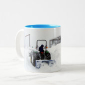 Sneeuwploegen op de Ranch Tweekleurige Koffiemok (Voorkant links)