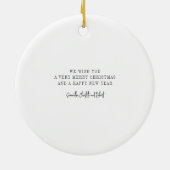 Sneeuwpop en kerstfeestdag met familiefoto keramisch ornament (Achterkant)