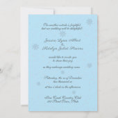 Sneeuwrijke dennenboom bos winter bruiloft uitnodi kaart (Achterkant)