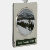 Sneeuwrijke Ellery Lake California winterlandschap Verzilverd Banner Ornament (Rechts)