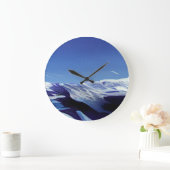 Sneeuwrijke heuvels, winterpanorama grote klok (Huis)