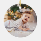 Sneeuwscène eerste kerst Baby foto Keramisch Ornament (Achterkant)