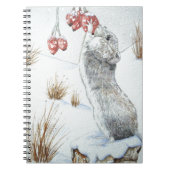 Sneeuwscène met een korte muis, seizoensgebonden w notitieboek (Voorkant)