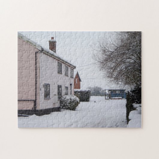 Sneeuwscène met oud landhuis originele foto legpuzzel (Horizontaal)
