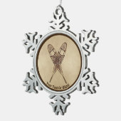 Sneeuwschoenen op oud papier tin sneeuwvlok ornament (Rechts)