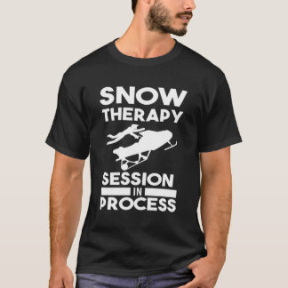 Sneeuwtherapie sessie in het proces Snowmobile Sno T-shirt