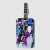 Sneeuwtijd - Snowboards en Skis Bagagelabel (Voorkant (verticaal))