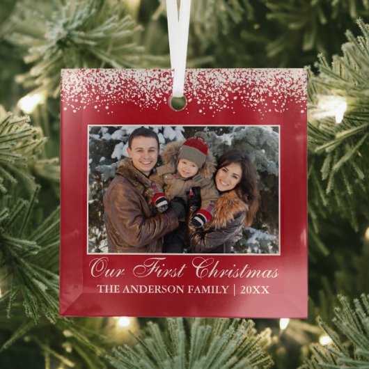 Sneeuwtop onze eerste kerstfamilie Foto rood Glas Ornament (Insitu)