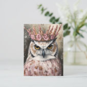 Sneeuwuil met een kroon en roze bloemen briefkaart (Staand voorkant)